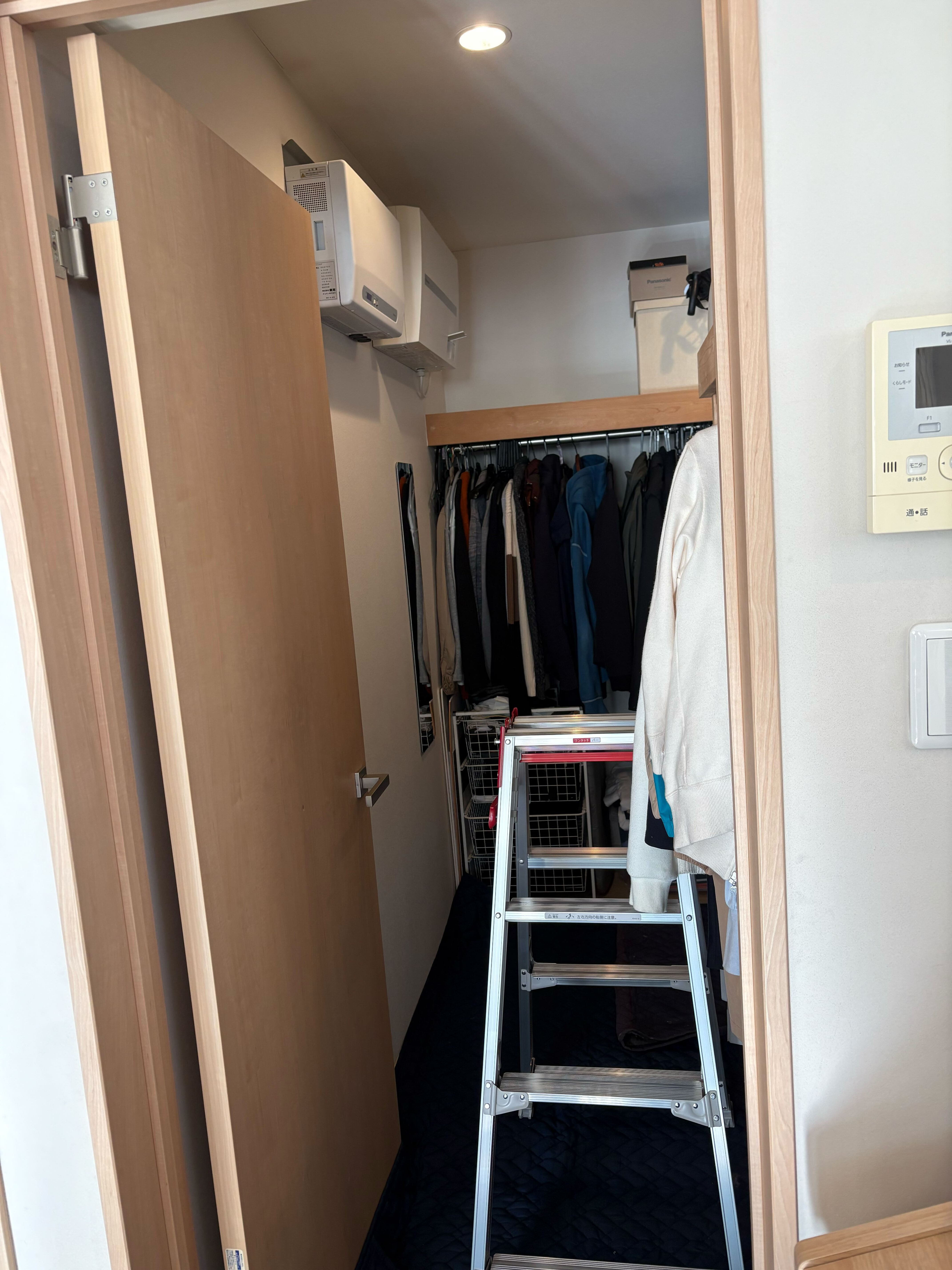 蓄電池工事設置場所確認屋内